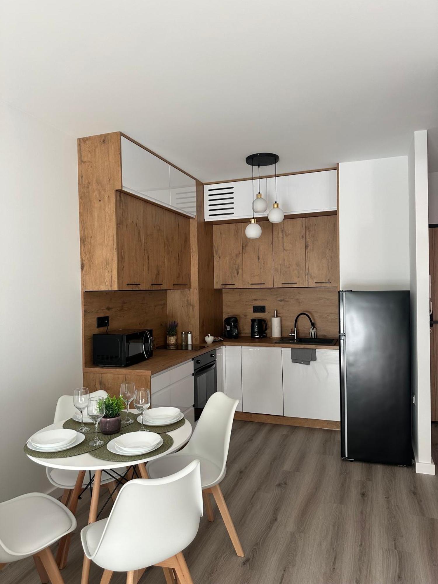 Skytravel 26 Apartament Pileckiego Nowy Dwor Mazowiecki Airport Modlin 24H Екстер'єр фото