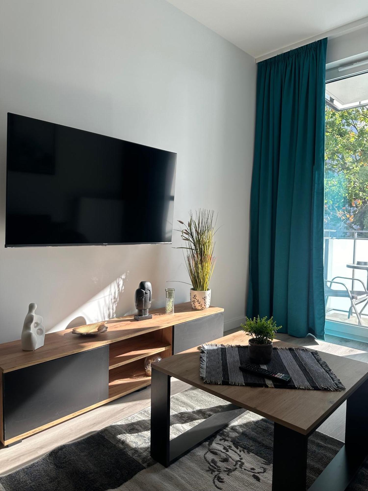 Skytravel 26 Apartament Pileckiego Nowy Dwor Mazowiecki Airport Modlin 24H Екстер'єр фото