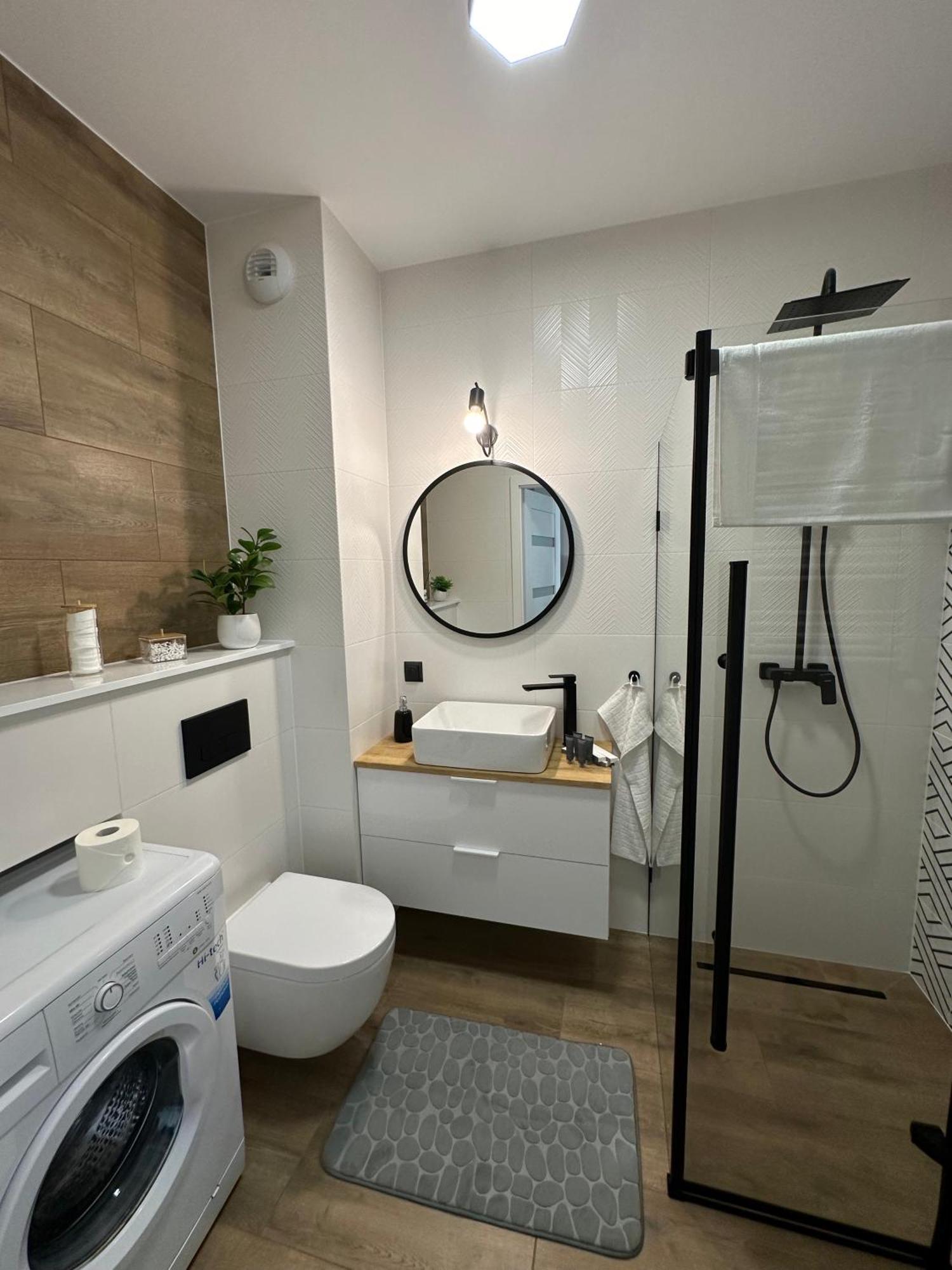 Skytravel 26 Apartament Pileckiego Nowy Dwor Mazowiecki Airport Modlin 24H Екстер'єр фото